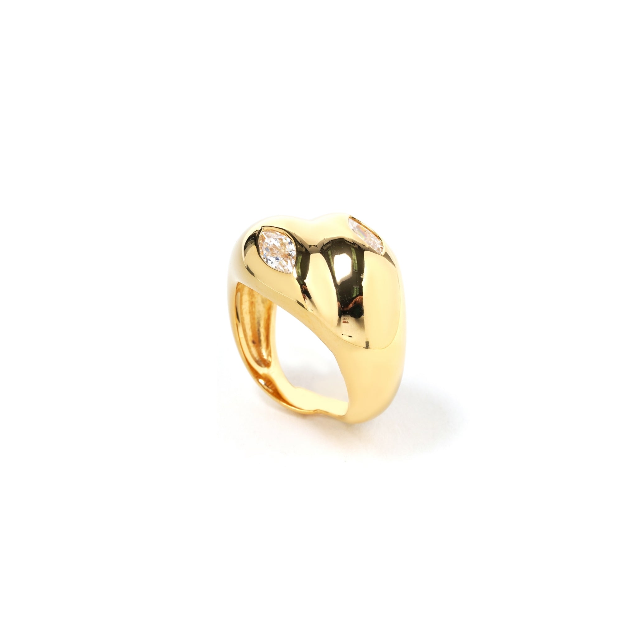ESSENCE SIGNET RING